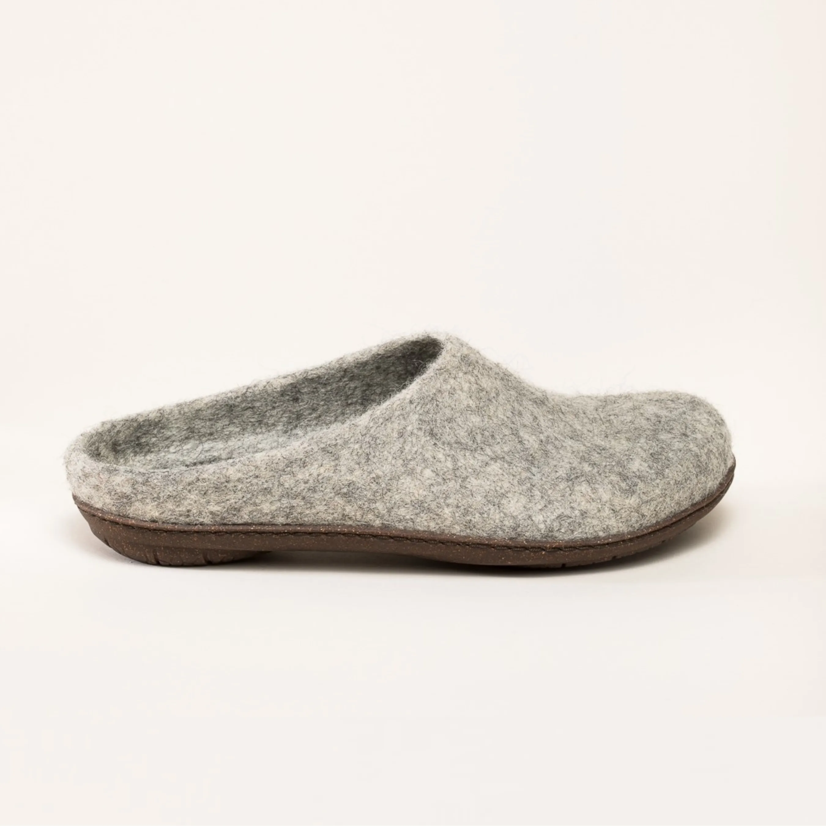 Magicfelt 737 Gotlandschaf | Damen Filz-Hausschuh | Obermaterial aus Gotlandschaf | Pantoffel in Größe 46