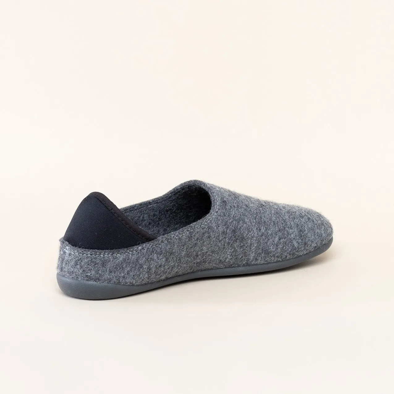 Woll-Slipper Hausschuh Slip-on grau