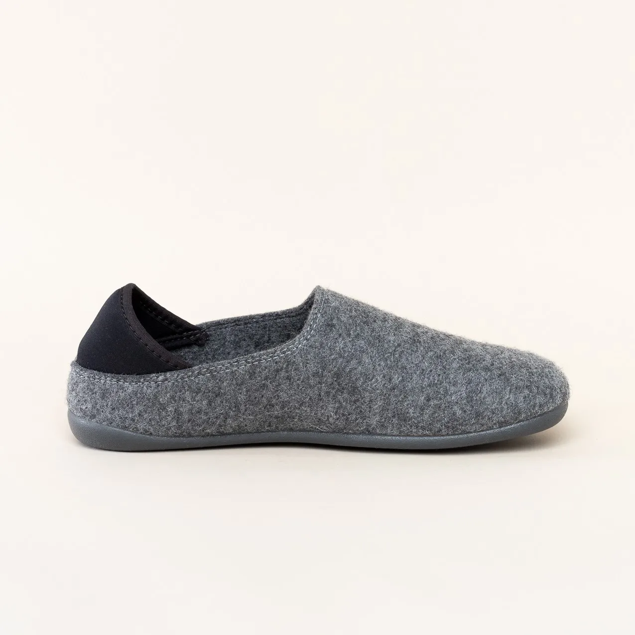 Woll-Slipper Hausschuh Slip-on grau