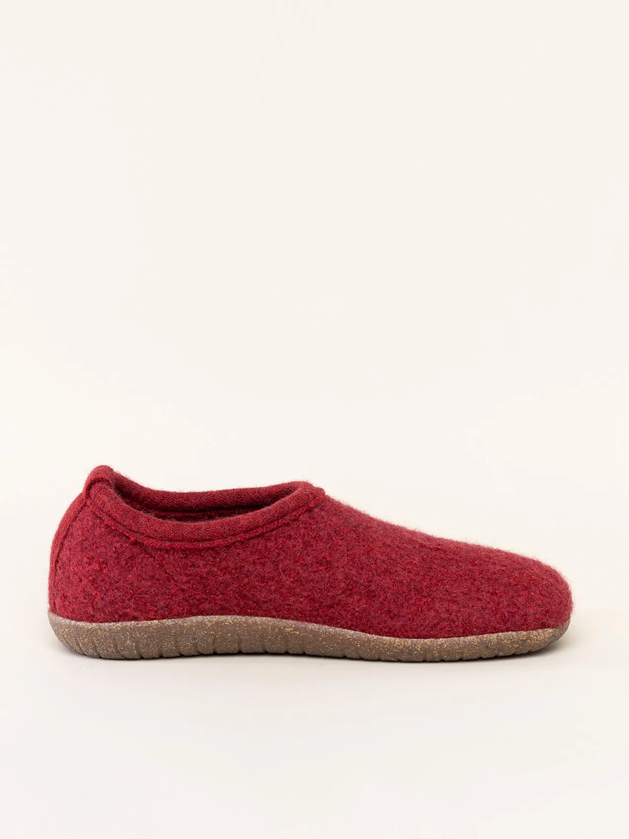 Gottstein-Alpine-Midcut-RU-Filzhausschuh-red (2)