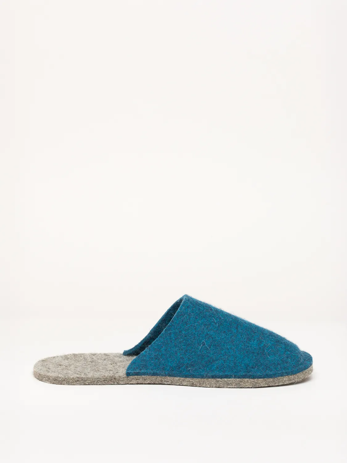 Magicfelt-Magic-Travel-Filzpantoffel-petrol (2)
