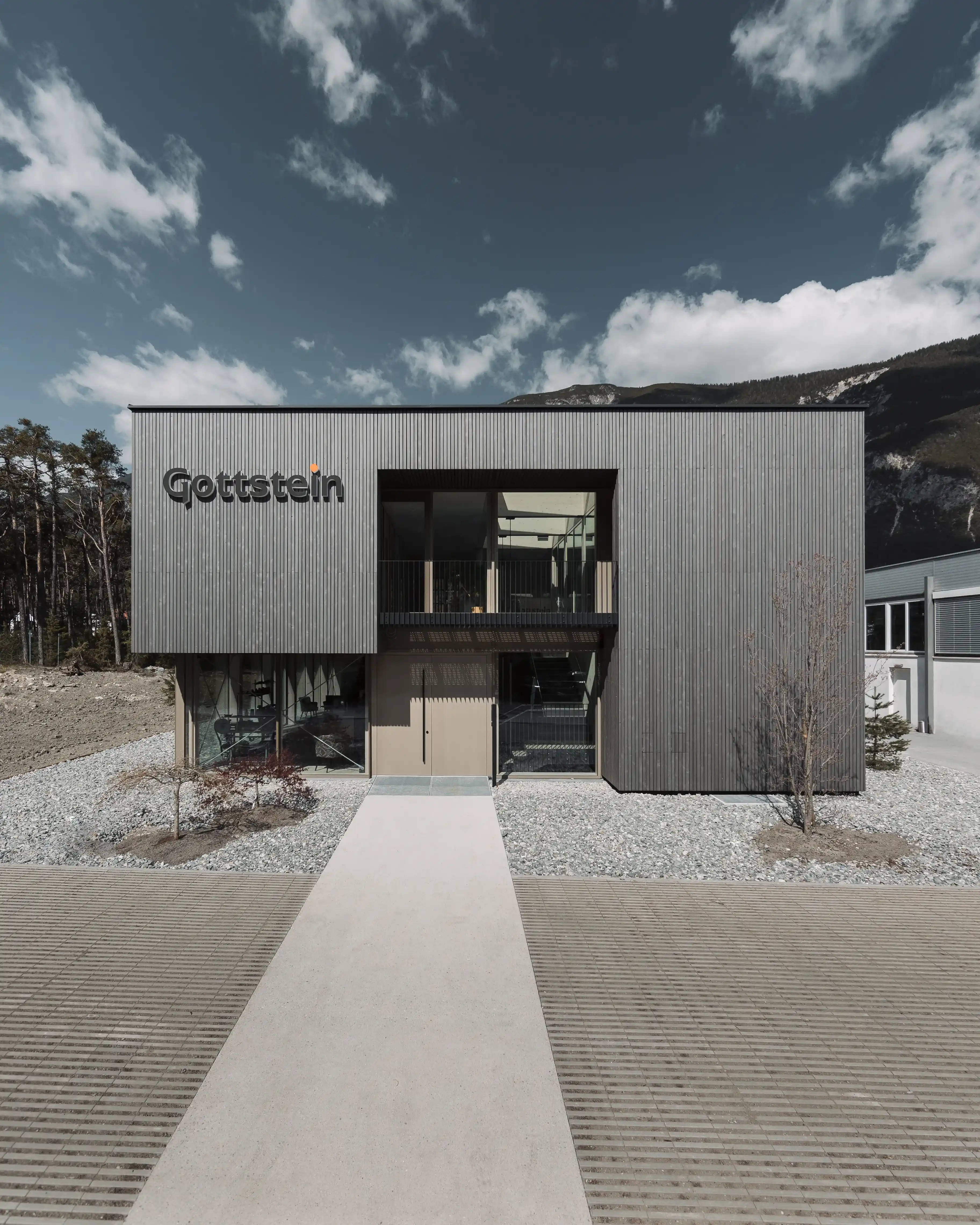 Gottstein Hauptgebäude