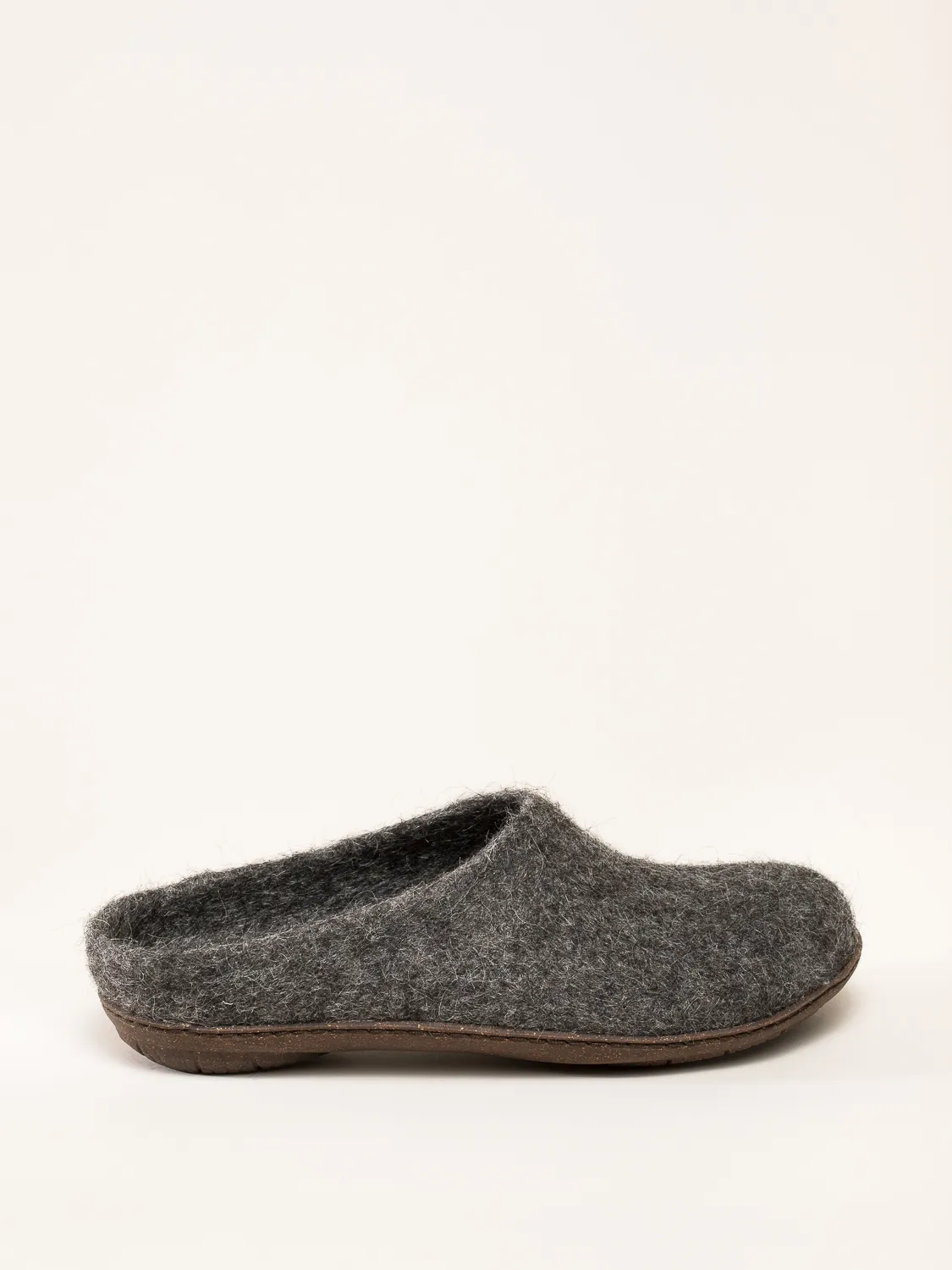 Magicfelt 737 Tiroler Steinschaf