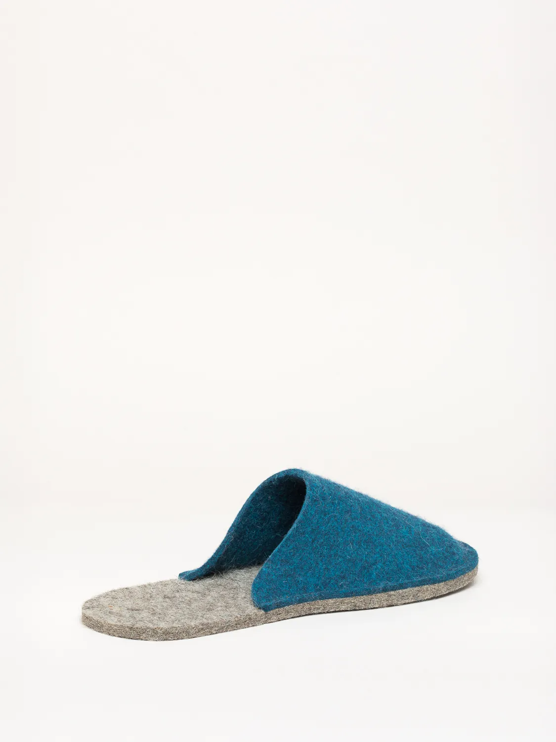 Magicfelt-Magic-Travel-Filzpantoffel-petrol (3)