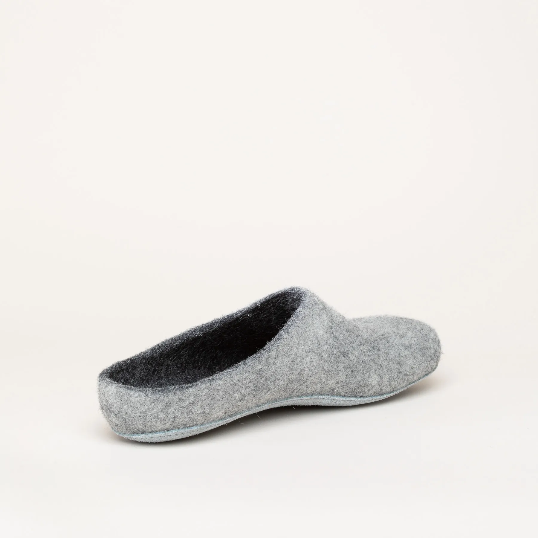 Pantoffel Filz 701 hellgrau