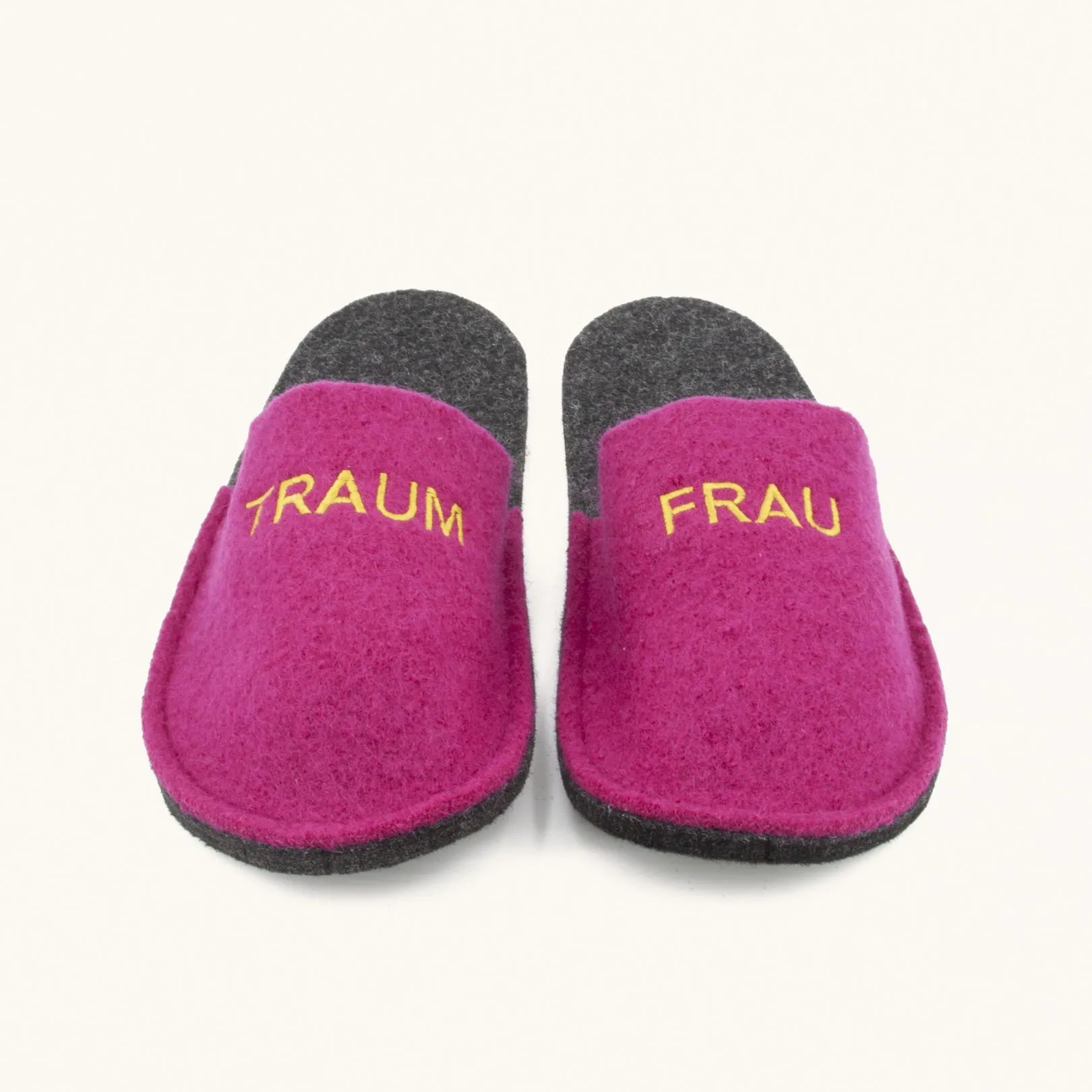 Happy *TRAUM FRAU*