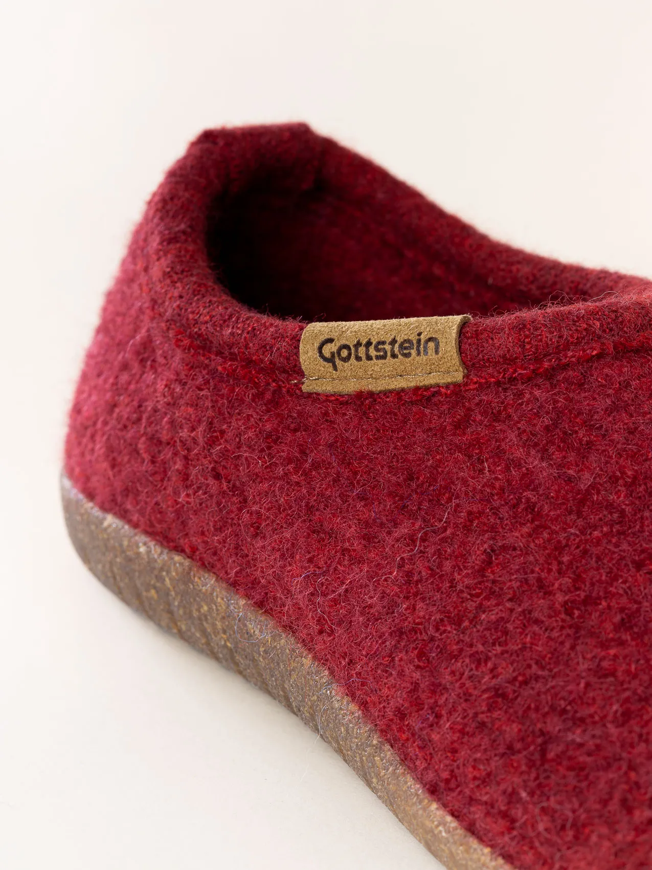Gottstein-Alpine-Midcut-RU-Filzhausschuh-red (1)